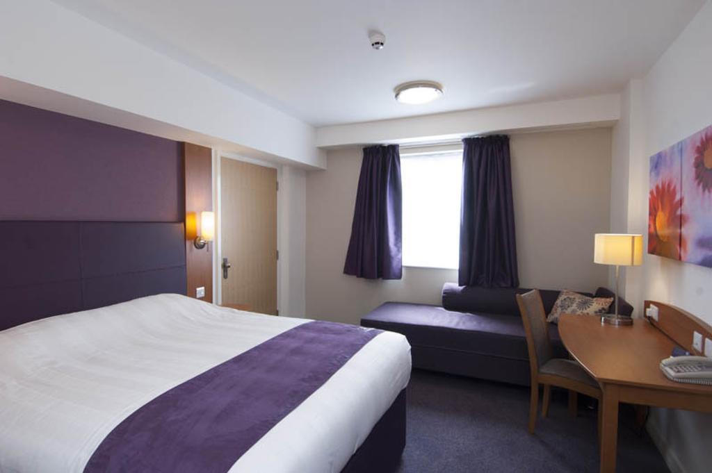 Premier Inn Glasgow City Centre - Argyle Street Dış mekan fotoğraf
